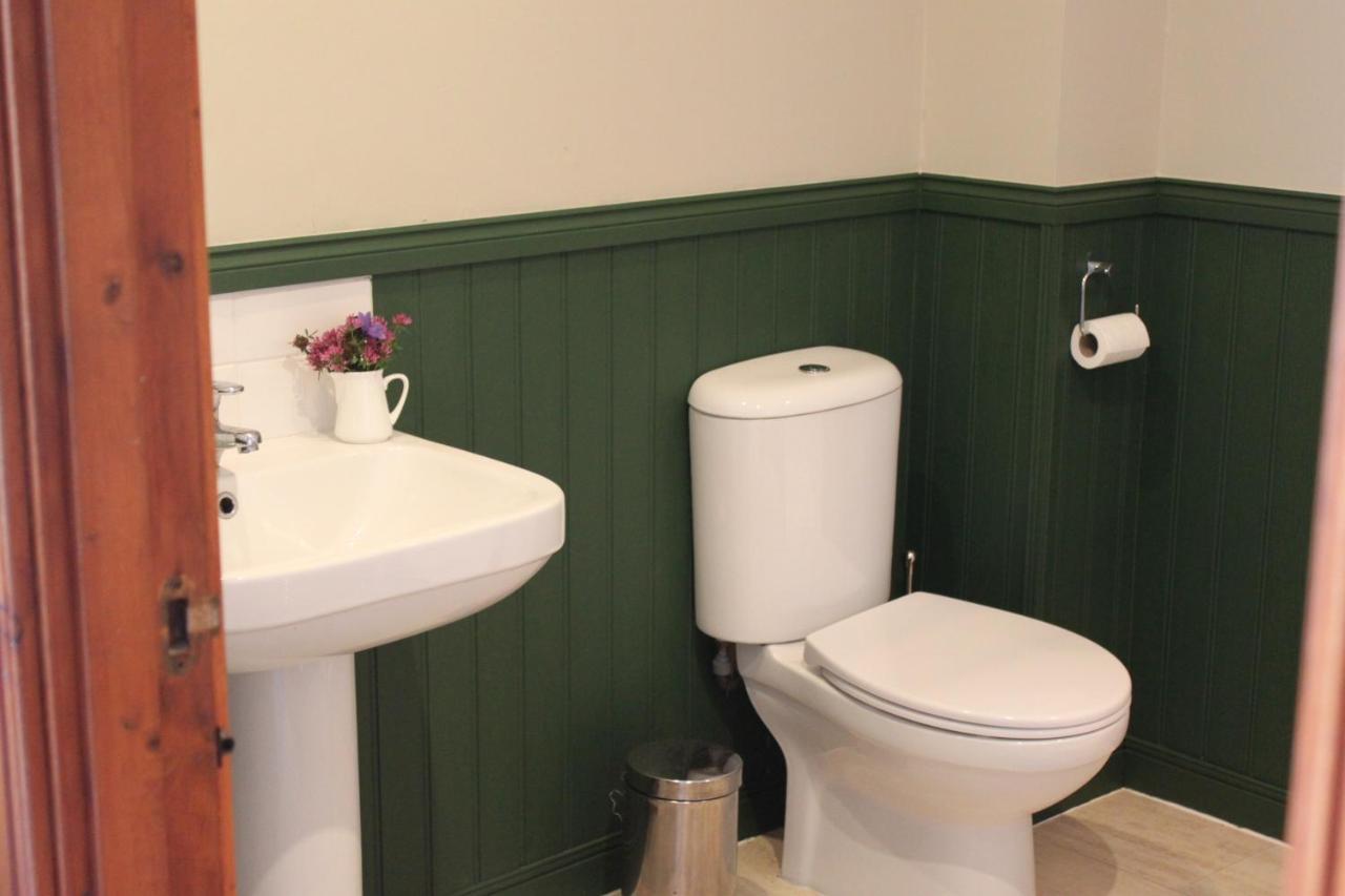 Heatherbank Guest House Стронтиан Екстериор снимка
