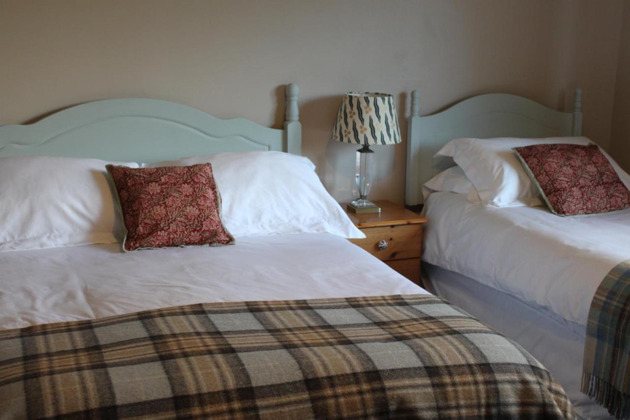 Heatherbank Guest House Стронтиан Екстериор снимка