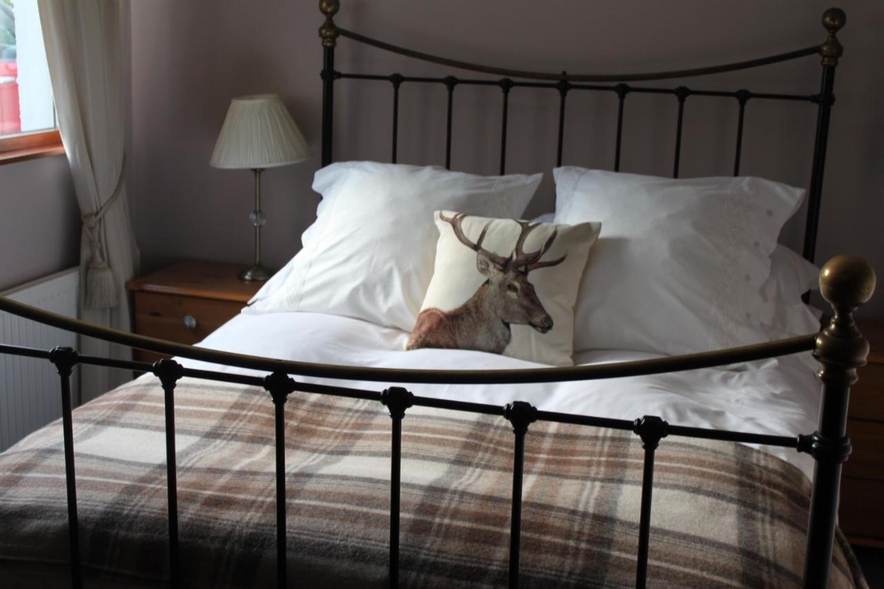 Heatherbank Guest House Стронтиан Екстериор снимка